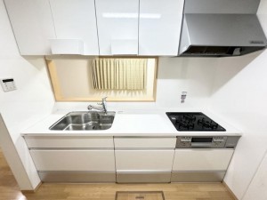 大阪市鶴見区横堤、中古一戸建てのキッチン画像です