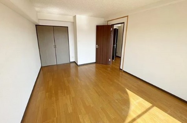 宮崎市赤江、マンションの画像です