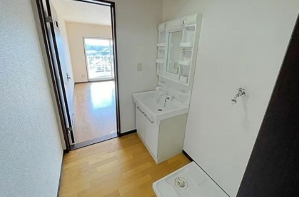 宮崎市赤江、マンションの画像です