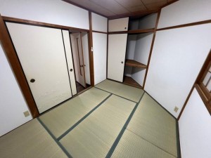 大阪市城東区今福南、中古一戸建ての寝室画像です