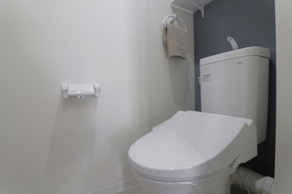 大阪市都島区内代町、マンションのトイレ画像です