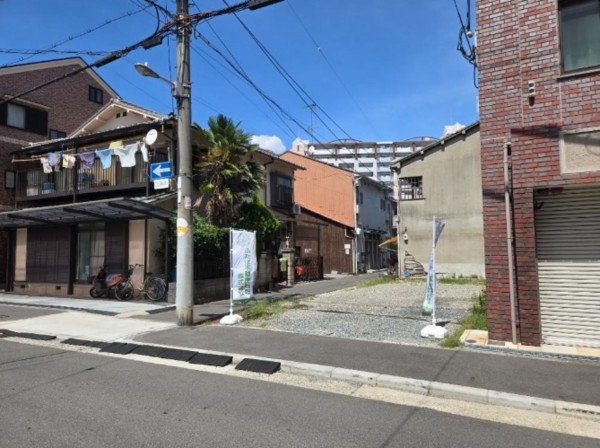 大阪市都島区毛馬町、新築一戸建ての前面道路を含む現地写真画像です