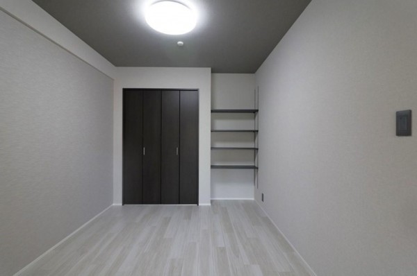 大阪市東成区深江南、マンションの寝室画像です