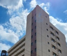 大阪市城東区成育、マンションの外観画像です