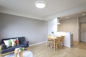 大阪市鶴見区横堤、マンションの居間画像です