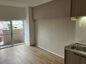 大阪市城東区今福東、マンションの居間画像です