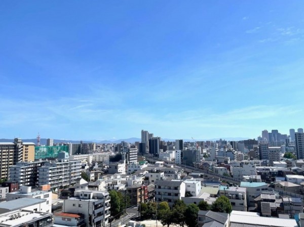 大阪市旭区高殿、マンションのバルコニー画像です