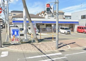 大阪市生野区巽北、中古一戸建てのコンビニ画像です