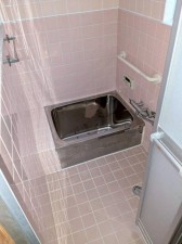 大阪市生野区田島、中古一戸建ての風呂画像です