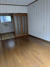 大阪市生野区田島、中古一戸建ての寝室画像です