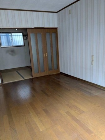 大阪市生野区田島、中古一戸建ての寝室画像です