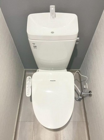 大阪市旭区高殿、マンションのトイレ画像です