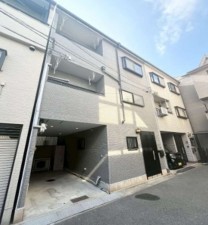 大阪市城東区成育、中古一戸建ての外観画像です