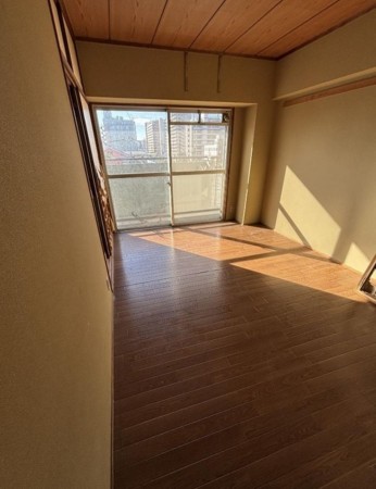 大阪市鶴見区緑、マンションの寝室画像です