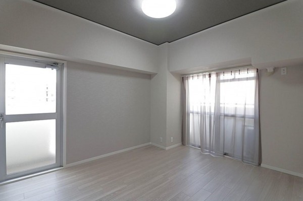 大阪市城東区中央、マンションの内装画像です