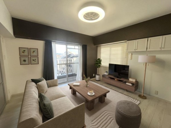 大阪市東成区大今里南、マンションの居間画像です