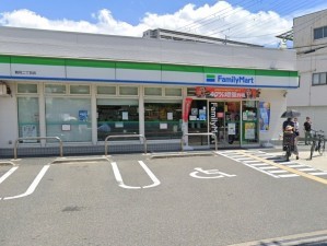 大阪市鶴見区鶴見、マンションのコンビニ画像です