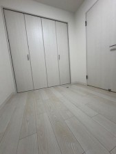 大阪市鶴見区鶴見、マンションの寝室画像です