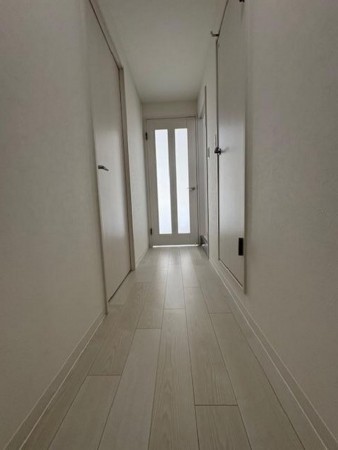 大阪市鶴見区鶴見、マンションの玄関画像です