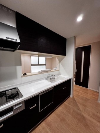 大阪市旭区新森、中古一戸建てのキッチン画像です