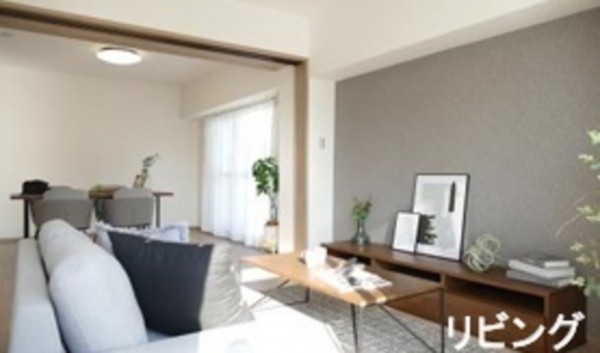 大阪市城東区中央、マンションの居間画像です