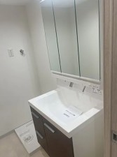 大阪市旭区高殿、マンションの洗面画像です