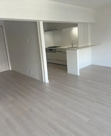 大阪市旭区高殿、マンションの居間画像です