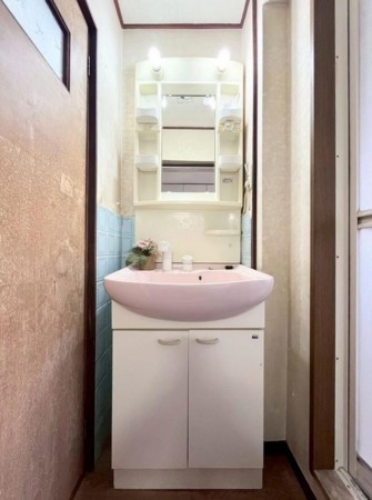 大阪市城東区永田、中古一戸建ての洗面画像です