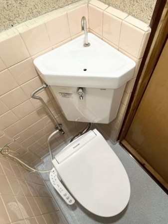 大阪市城東区永田、中古一戸建てのトイレ画像です