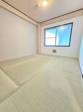 大阪市鶴見区放出東、マンションの子ども部屋画像です