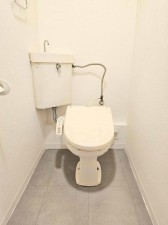 大阪市鶴見区放出東、マンションのトイレ画像です