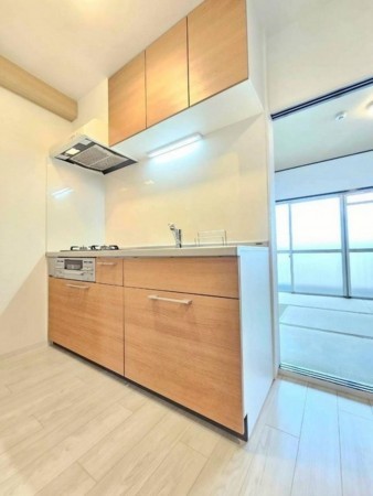 大阪市鶴見区放出東、マンションのキッチン画像です