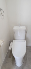 大阪市城東区野江、マンションのトイレ画像です