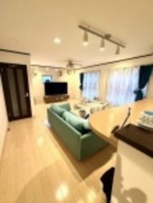 大阪市生野区巽東、中古一戸建ての居間画像です