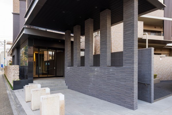 宮崎市丸山、マンションの外観画像です