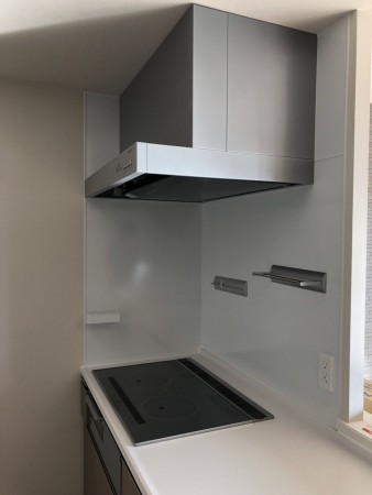 宮崎市丸山、マンションのキッチン画像です