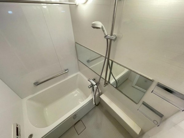 大阪市城東区鴫野西、マンションの風呂画像です