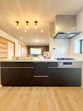 大阪市鶴見区横堤、中古一戸建てのキッチン画像です