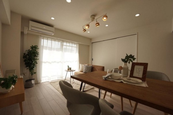 大阪市旭区新森、マンションの居間画像です