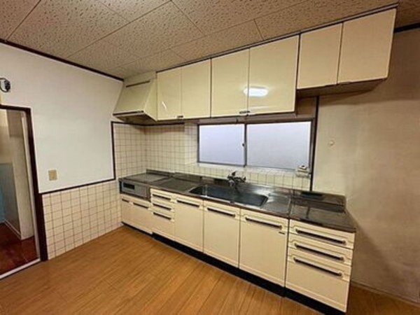 宮崎市月見ケ丘、中古一戸建ての画像です