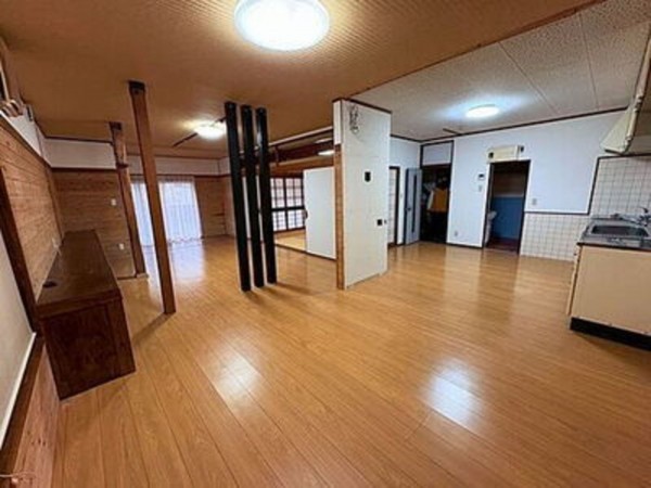 宮崎市月見ケ丘、中古一戸建ての画像です