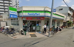 大阪市都島区都島南通、マンションのコンビニ画像です