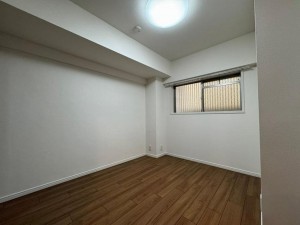 大阪市旭区高殿、マンションの子ども部屋画像です