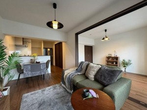 大阪市旭区高殿、マンションの居間画像です