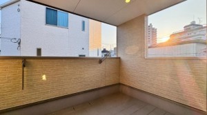 大阪市生野区生野西、中古一戸建てのバルコニー画像です