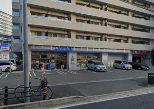 大阪市城東区野江、マンションのコンビニ画像です