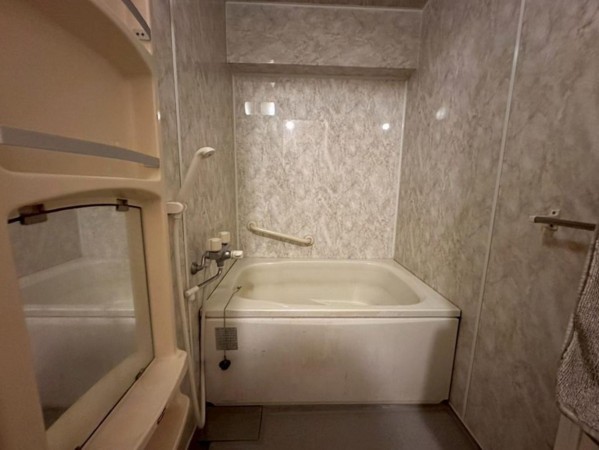 大阪市旭区大宮、マンションの風呂画像です