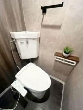 大阪市都島区友渕町、マンションのトイレ画像です