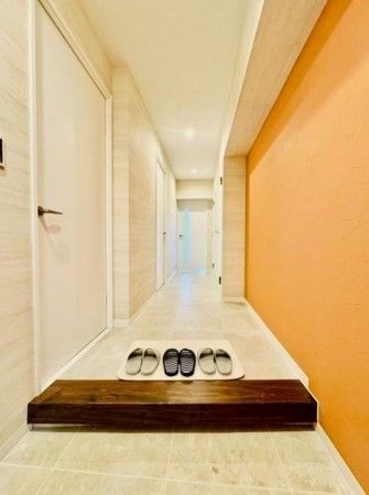 大阪市都島区友渕町、マンションの玄関画像です