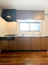 大阪市城東区東中浜、中古一戸建てのキッチン画像です